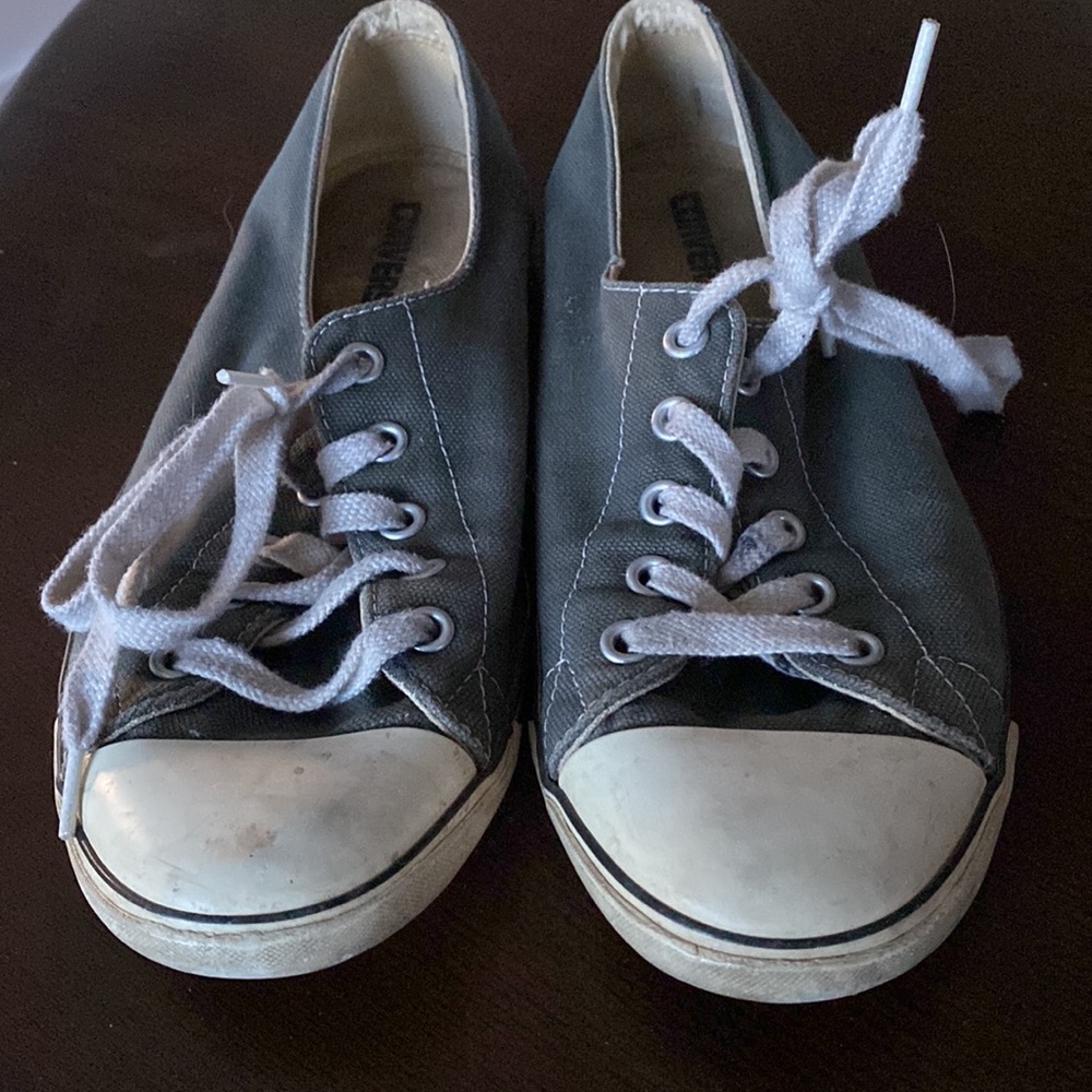 Converse dark grey. - Picture 4 of 4